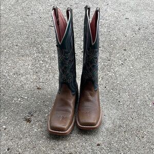 Ariat Western Cowboy Boots